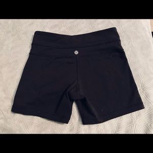 Lululemon spandex shorts